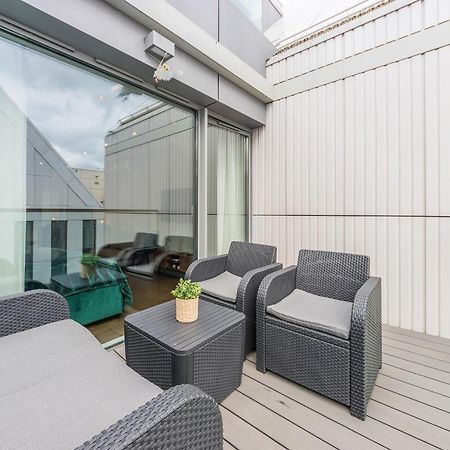 Flatbook - City Center Apartments Granaria With Parking 格但斯克 客房 照片