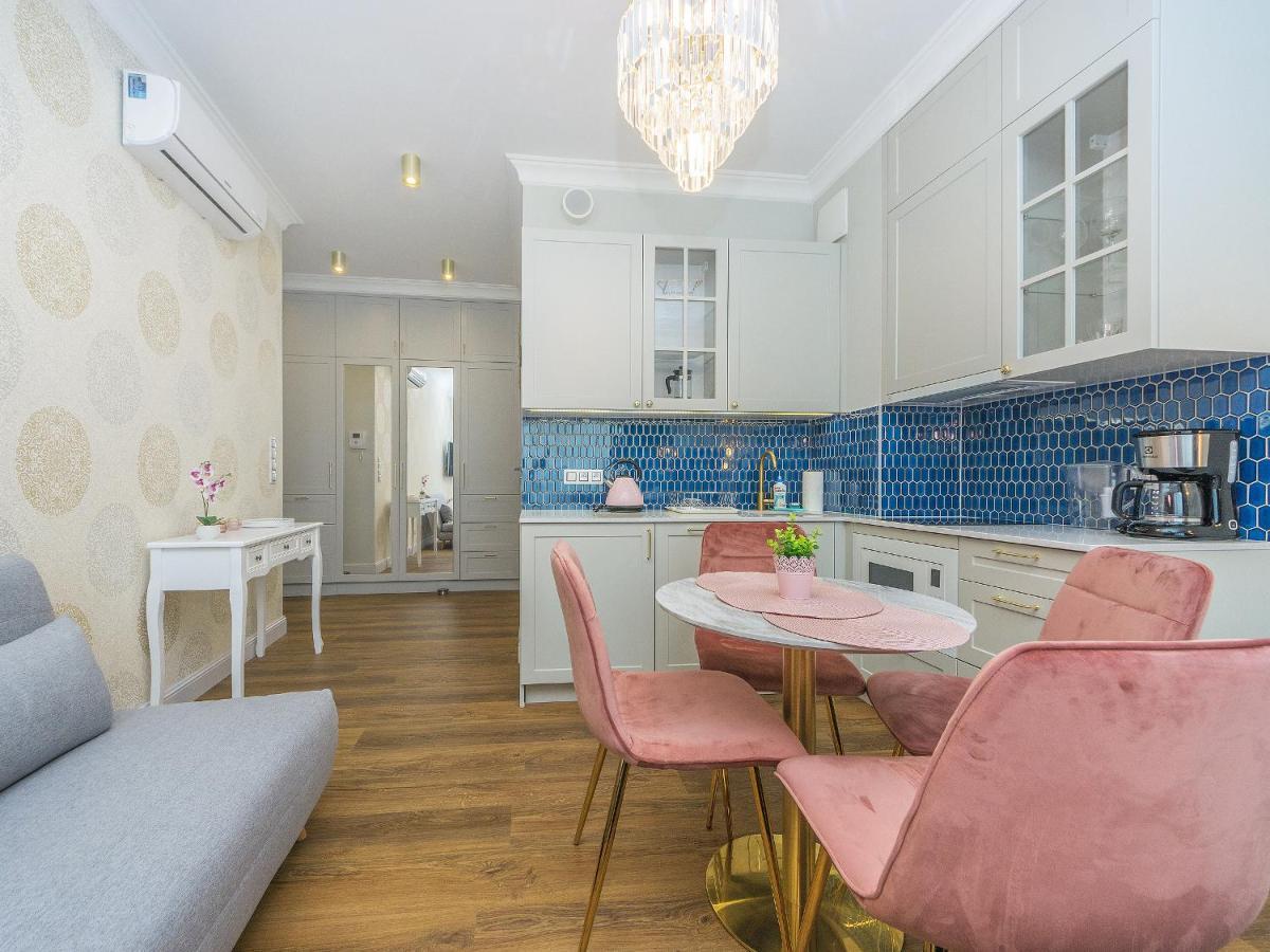 Flatbook - City Center Apartments Granaria With Parking 格但斯克 外观 照片