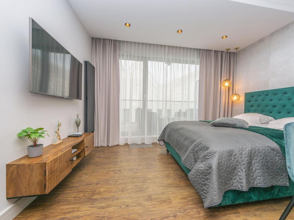 Flatbook - City Center Apartments Granaria With Parking 格但斯克 外观 照片